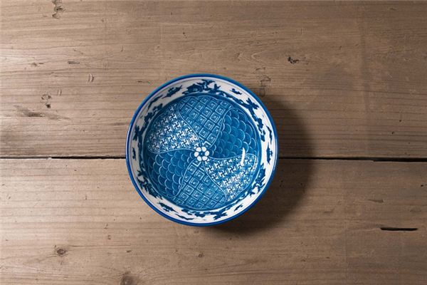 What does it mean to dream of a copper plate?