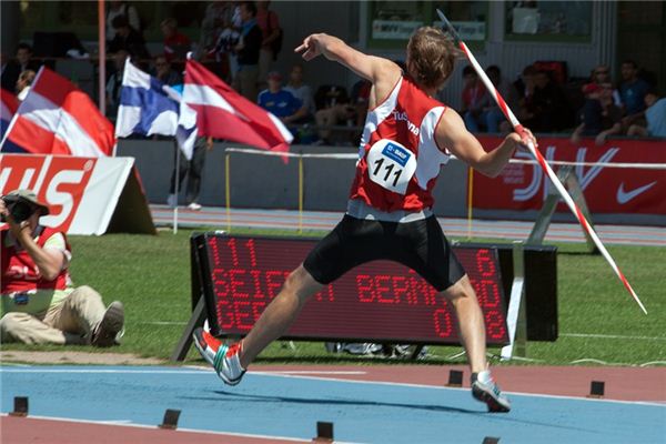 What does it mean to dream of a javelin? What does it mean to dream of a javelin?
