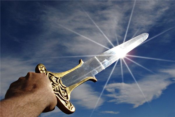 What does it mean to dream about weapons? What does it mean to dream about weapons?