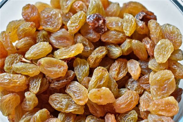 What does it mean to dream of raisins? What does it mean to dream of raisins?
