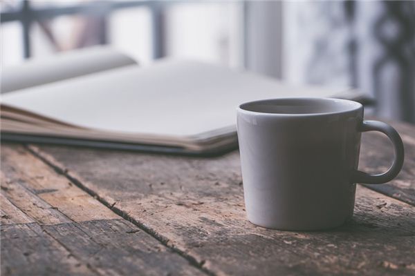 What does it mean to dream of a teacup? What does it mean to dream of a teacup?
