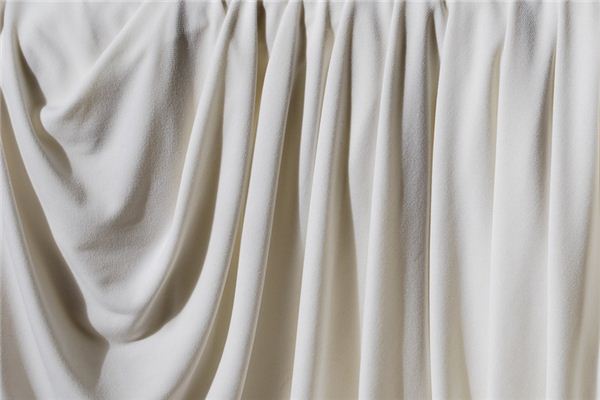 What does it mean to dream of white mourning cloth?