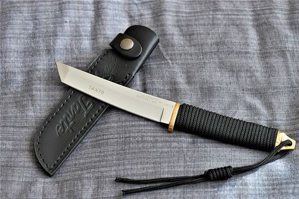 What does it mean to dream of carrying a knife? What does it mean to dream of carrying a knife?
