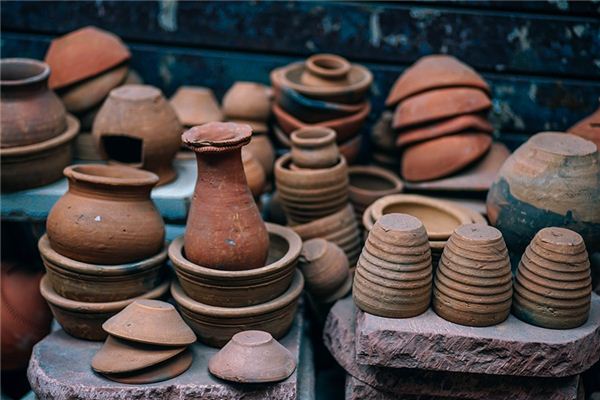 What does it mean to dream of pottery? What does it mean to dream of pottery?