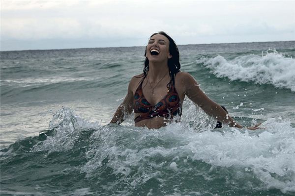What does it mean to dream of swimming?