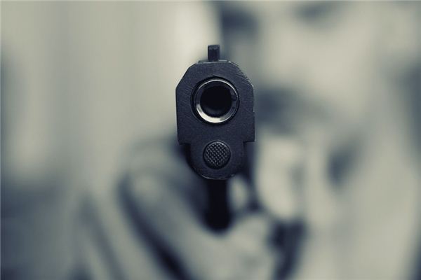 What does it mean to dream of buying a gun? What does it mean to dream of buying a gun?
