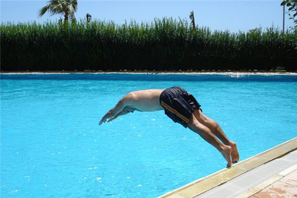 What does it mean to dream of diving? What does it mean to dream of diving?