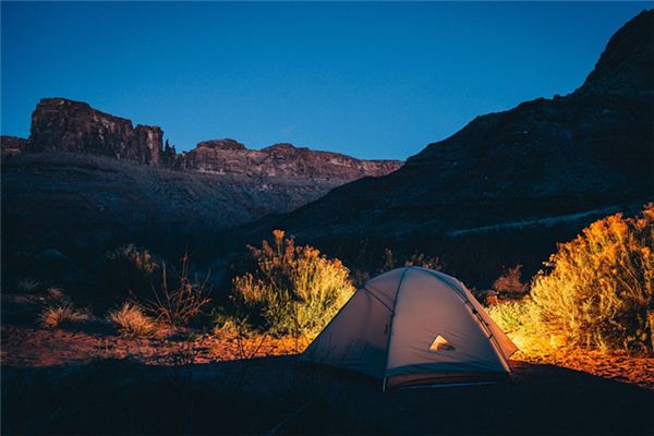 What does it mean to dream of camping in a valley? What does it mean to dream of camping in a valley?