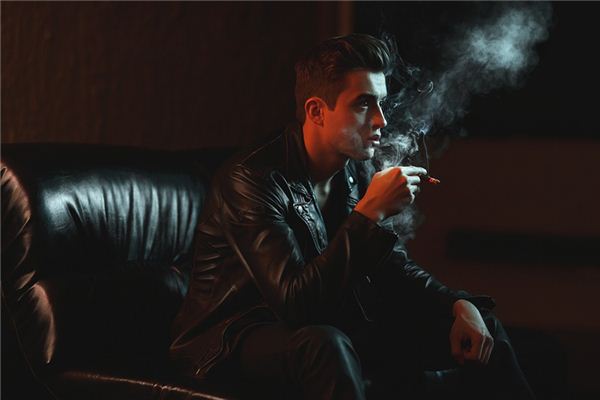 What does it mean to dream of smoking? What does it mean to dream of smoking?