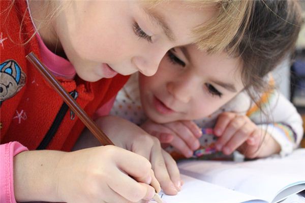 What does it mean to dream about going to school? What does it mean to dream about going to school?