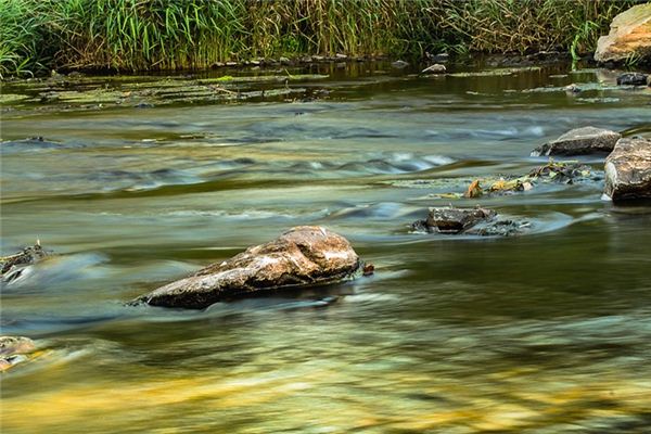 What does it mean to dream of crossing a river? What does it mean to dream of crossing a river?