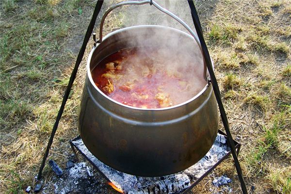 What does it mean to dream of cooking? What does it mean to dream of cooking?