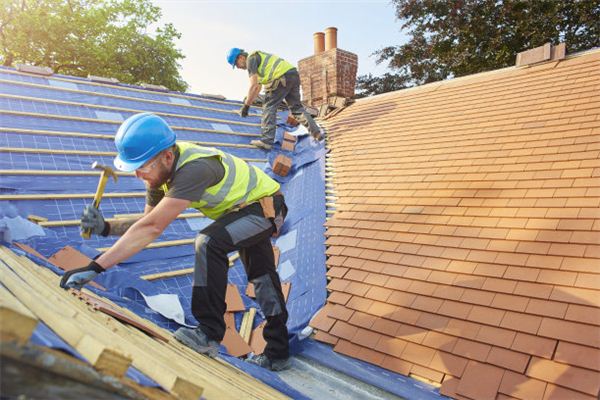 Dreaming of someone else repairing the roof