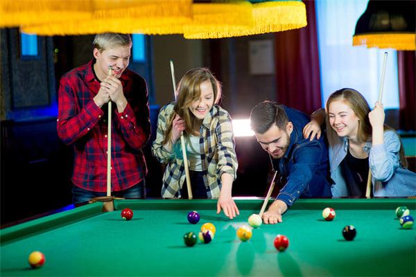 Dreaming of playing billiards
