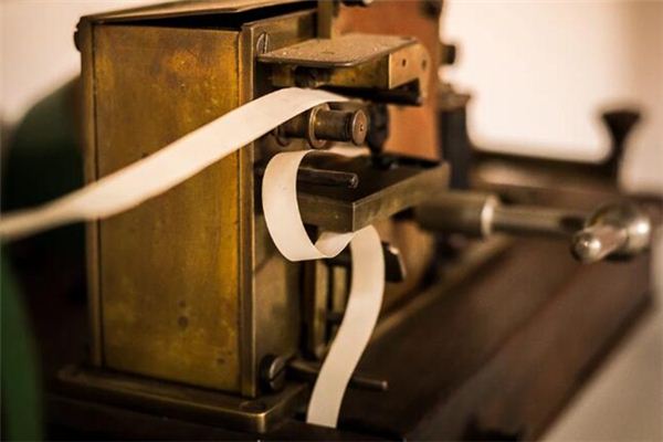 What does it mean to dream of sending a telegram? What does it mean to dream of sending a telegram?