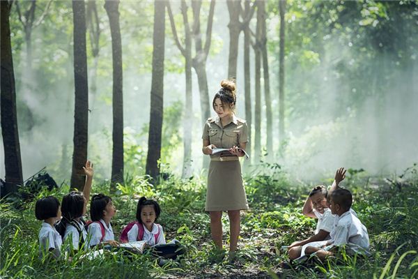 What does it mean to dream of being a teacher? What does it mean to dream of being a teacher?