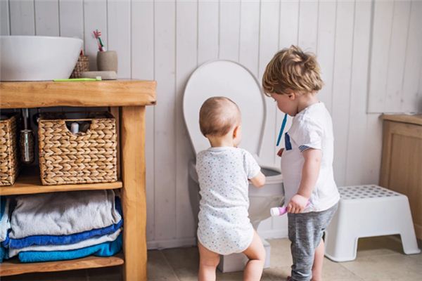 What does it mean to dream of cleaning a toilet? What does it mean to dream of cleaning a toilet?