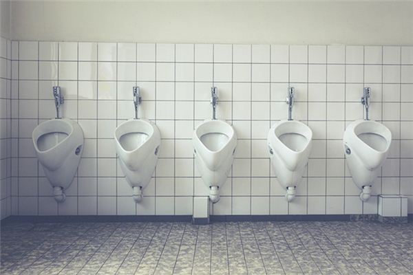 What does it mean to dream of someone else urinating? What does it mean to dream of someone else urinating?