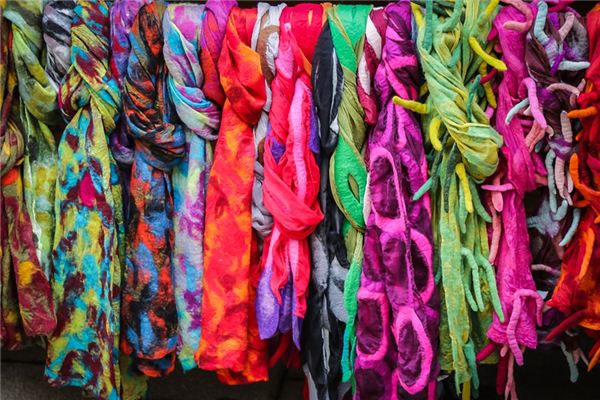 What does it mean to dream of dyeing cloth? What does it mean to dream of dyeing cloth?