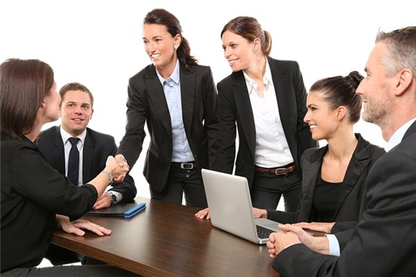 What does it mean to dream of a friend getting a promotion? What does it mean to dream of a friend getting a promotion?