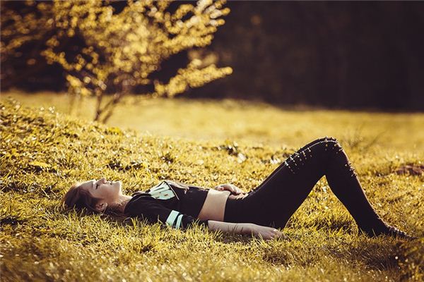What does it mean to dream of lying down? What does it mean to dream of lying down?