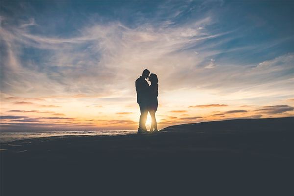 What does it mean to dream of hugging? What does it mean to dream of hugging?