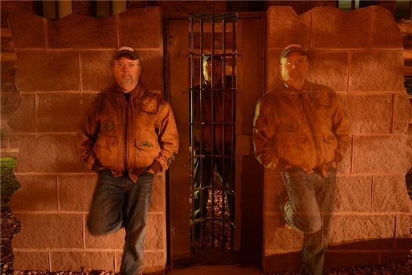 I dreamed that I was the warden of a prison.