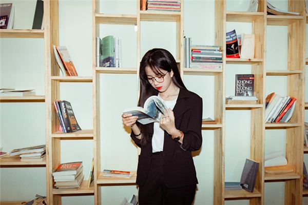 What does it mean to dream of reading a book? What does it mean to dream of reading a book?