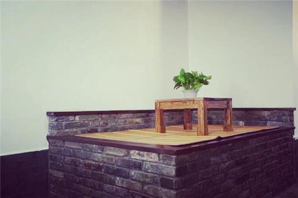 What does it mean to dream of heating a kang (a traditional heated brick bed)? What does it mean to dream of heating a kang (a traditional heated brick bed)?