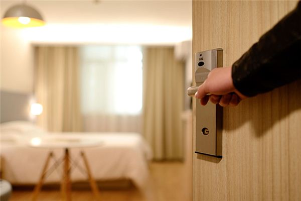 What does it mean to dream of pushing open a door? What does it mean to dream of pushing open a door?