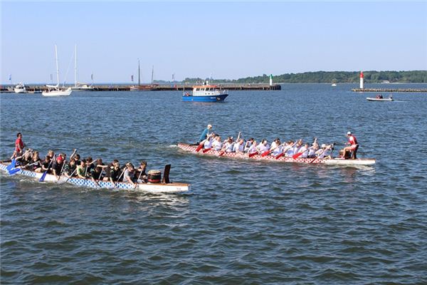 What does it mean to dream of a dragon boat? What does it mean to dream of a dragon boat?