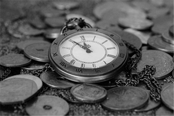 What does it mean to dream of buying a clock? What does it mean to dream of buying a clock?