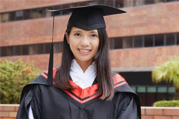 I dreamed that I passed the imperial examination with flying colors.