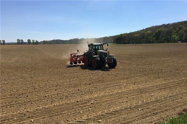 Dreaming of operating a seed drill