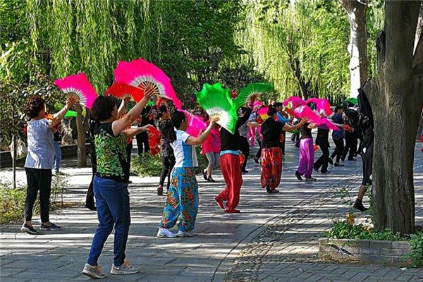 What does it mean to dream of dancing the Yangko? What does it mean to dream of dancing the Yangko?