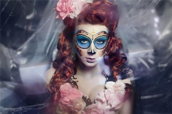 What does it mean to dream of a masquerade ball? What does it mean to dream of a masquerade ball?