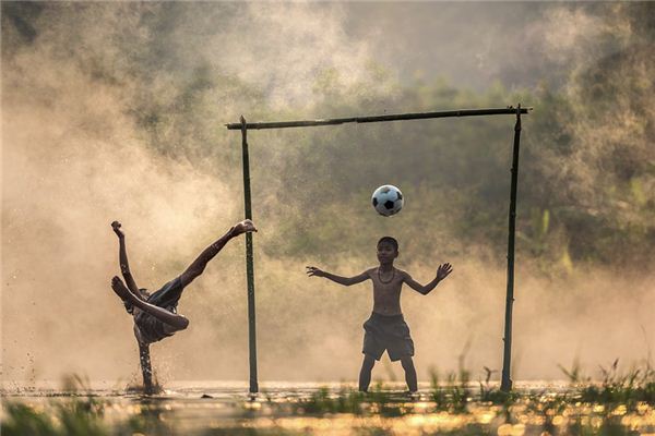 What does it mean to dream of shooting a goal? What does it mean to dream of shooting a goal?