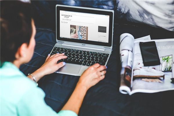 What does it mean to dream about going online?