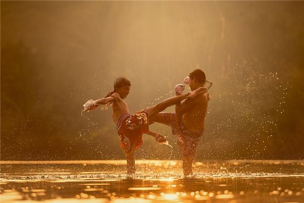 What does it mean to dream of fighting? What does it mean to dream of fighting?