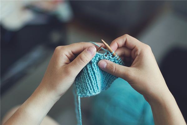 What does it mean to dream of doing needlework? What does it mean to dream of doing needlework?