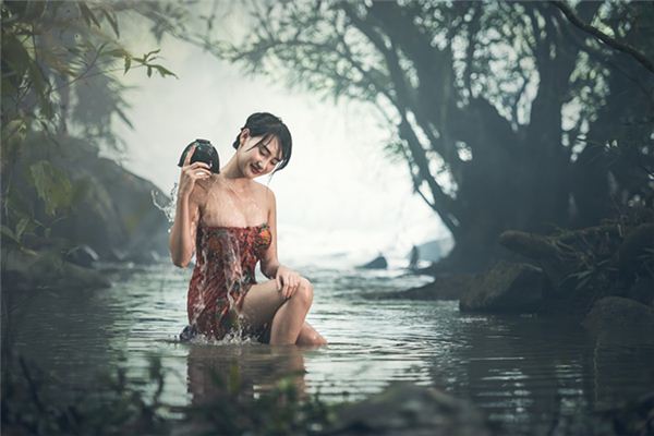 What does it mean to dream of going to a bathhouse? What does it mean to dream of going to a bathhouse?