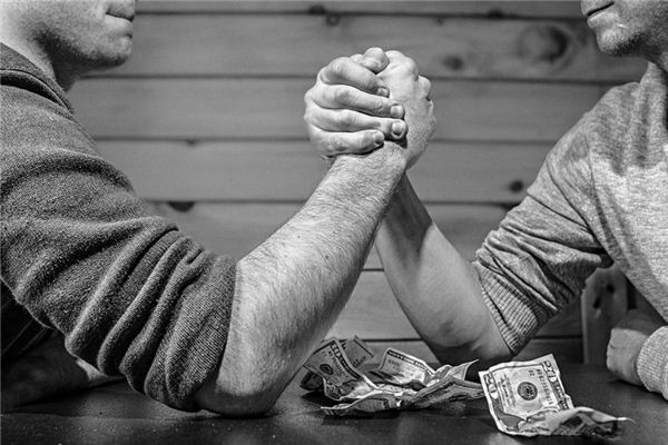 What does it mean to dream that someone steals my money? What does it mean to dream that someone steals my money?