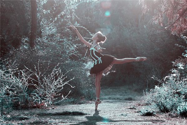 What does it mean to dream of dancing? What does it mean to dream of dancing?