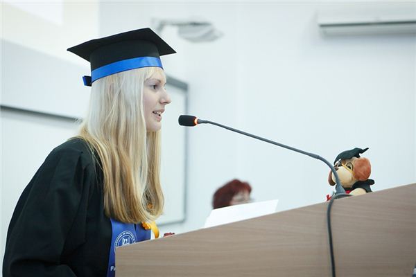 What does it mean to dream about a degree? What does it mean to dream about a degree?