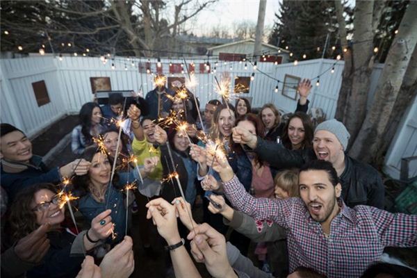 What does it mean to dream of a class reunion?