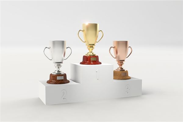 What does it mean to dream of winning a big prize? What does it mean to dream of winning a big prize?