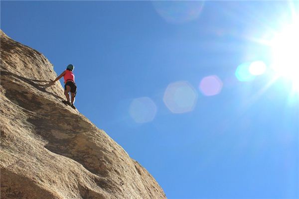 What does it mean to dream of rock climbing? What does it mean to dream of rock climbing?