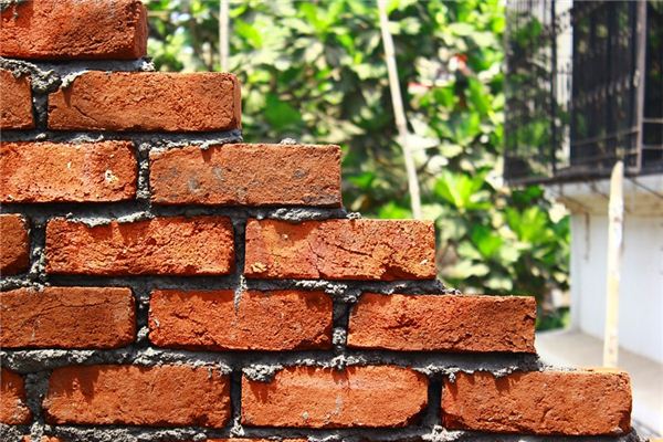 What does it mean to dream of building a house? What does it mean to dream of building a house?
