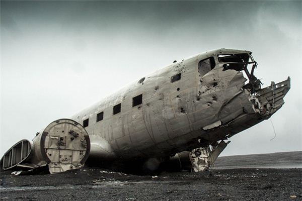 Dreaming of a plane crash Dreaming of a plane crash
