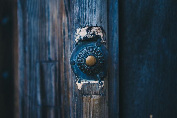 What does it mean to dream of ringing a doorbell? What does it mean to dream of ringing a doorbell?